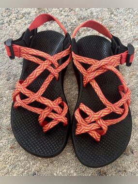 Chaco Vibram Woven Strappy Outdoor Sandals - Red/Orange women 6